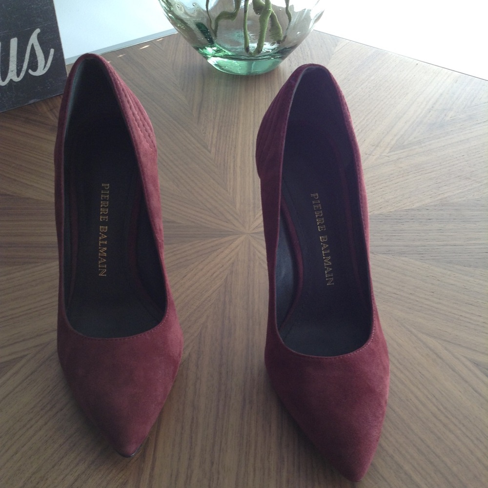 Pierre Balmain suede heels